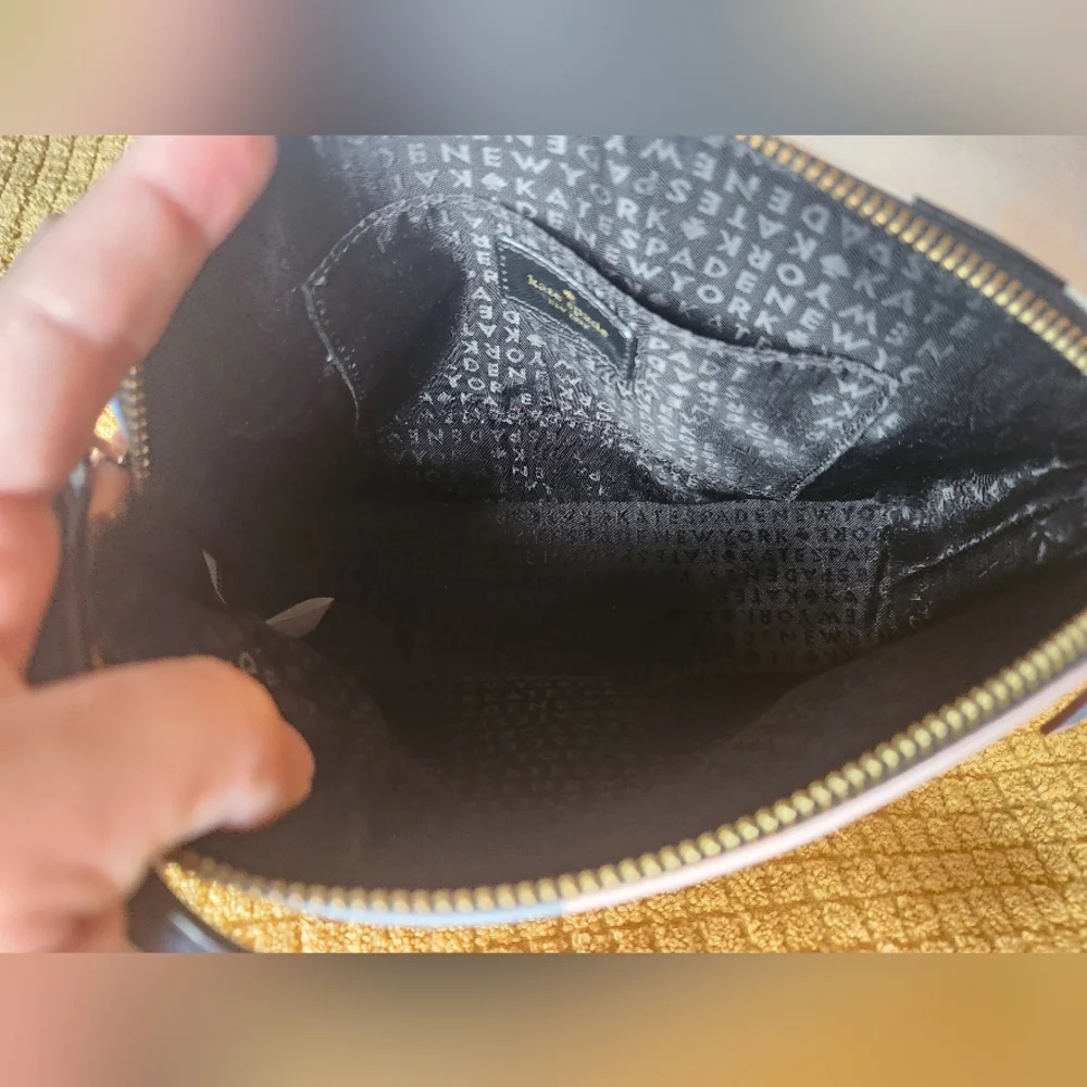 EUC Kate Spade “Newbury Lane” Saffiano leather colorblock crossbody bag - Picture 7 of 9